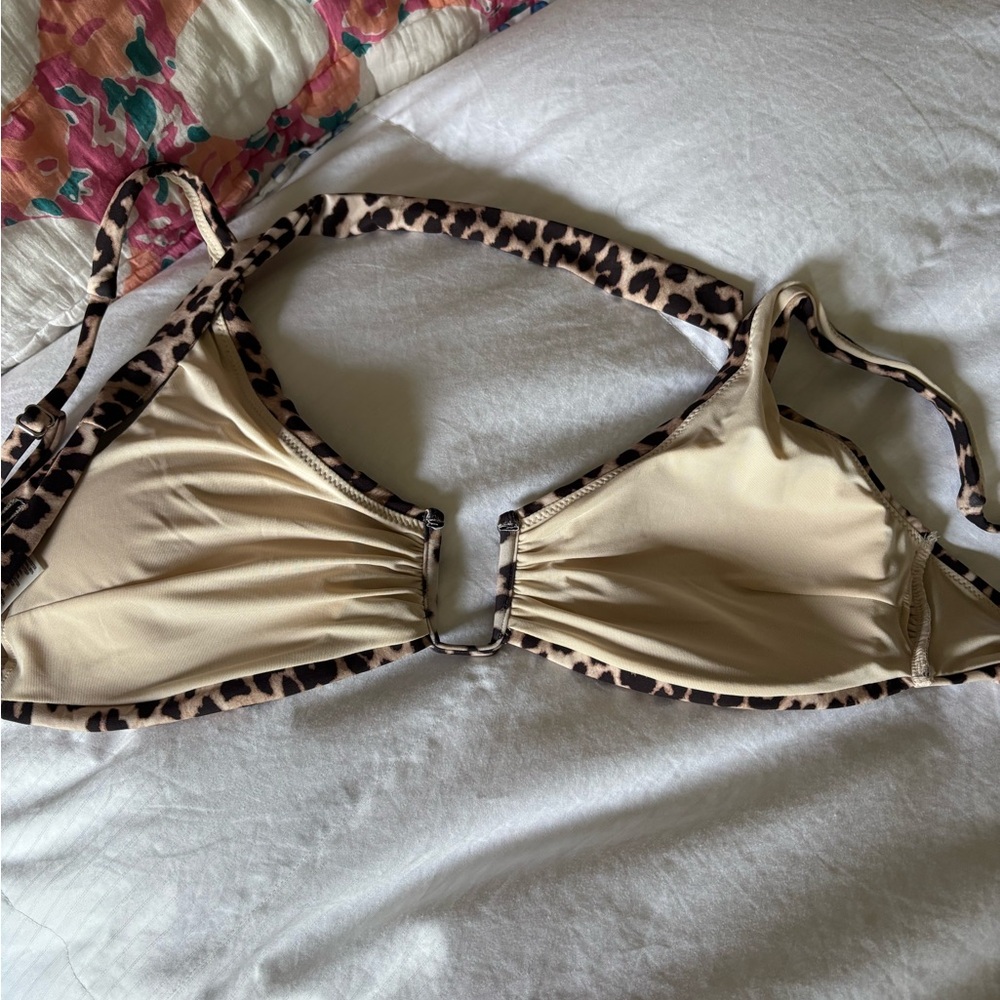 H&M Leopard Print Bikini Top - Picture 3 of 4